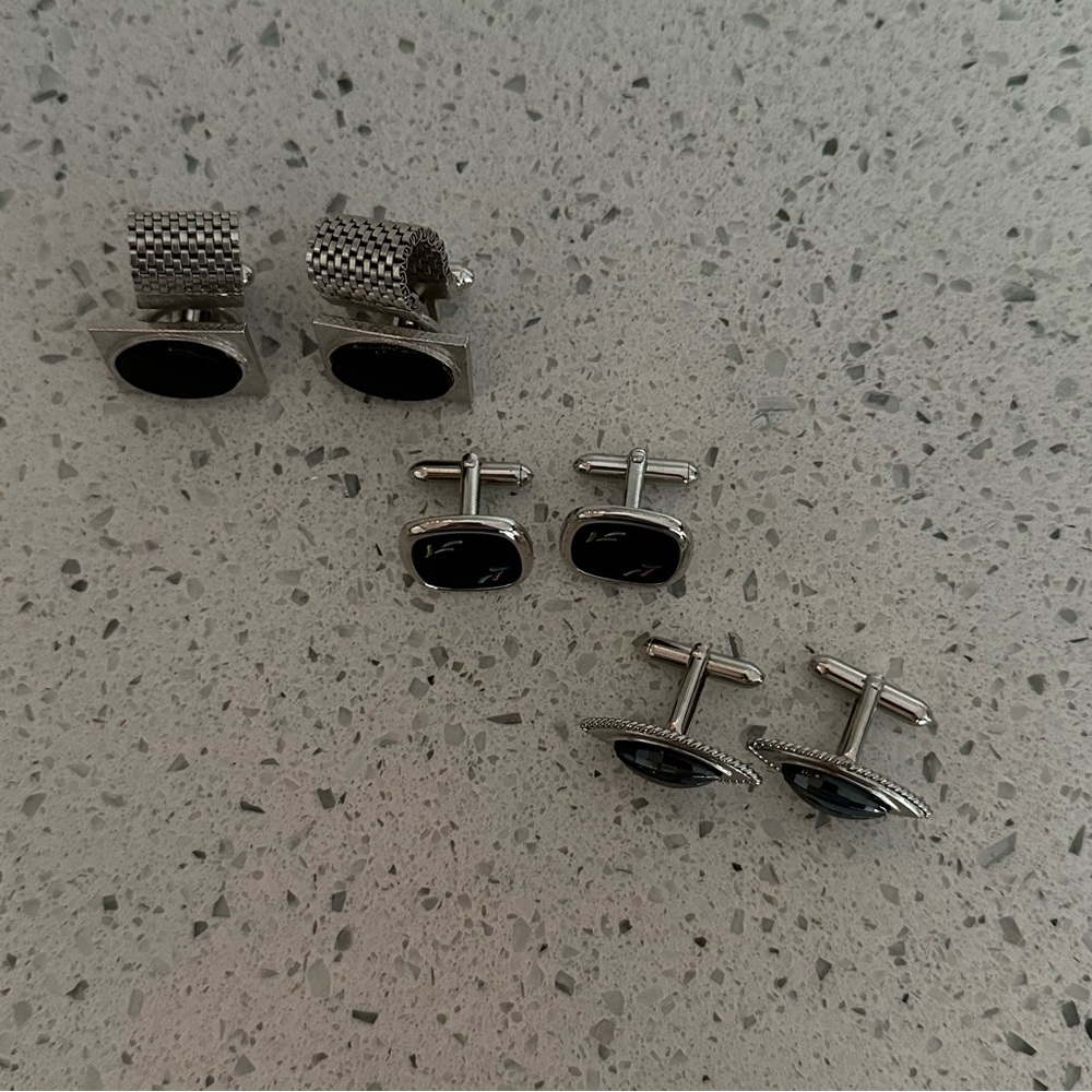 Lot of 3 sets of men’s vintage cuff links faux silver and black - Picture 2 of 3